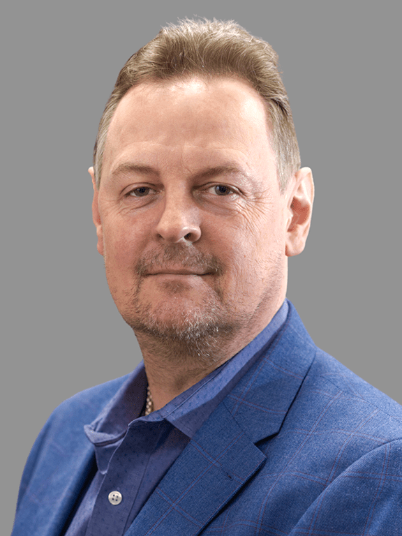 Iain Cooper Headshot